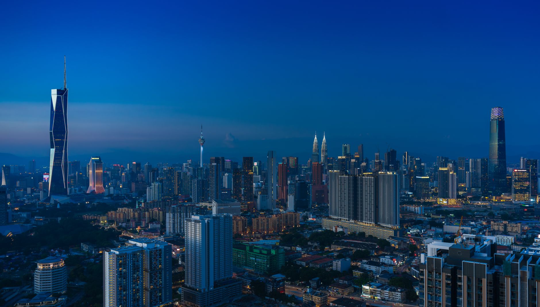 kuala lumpur city skyline night restaurants