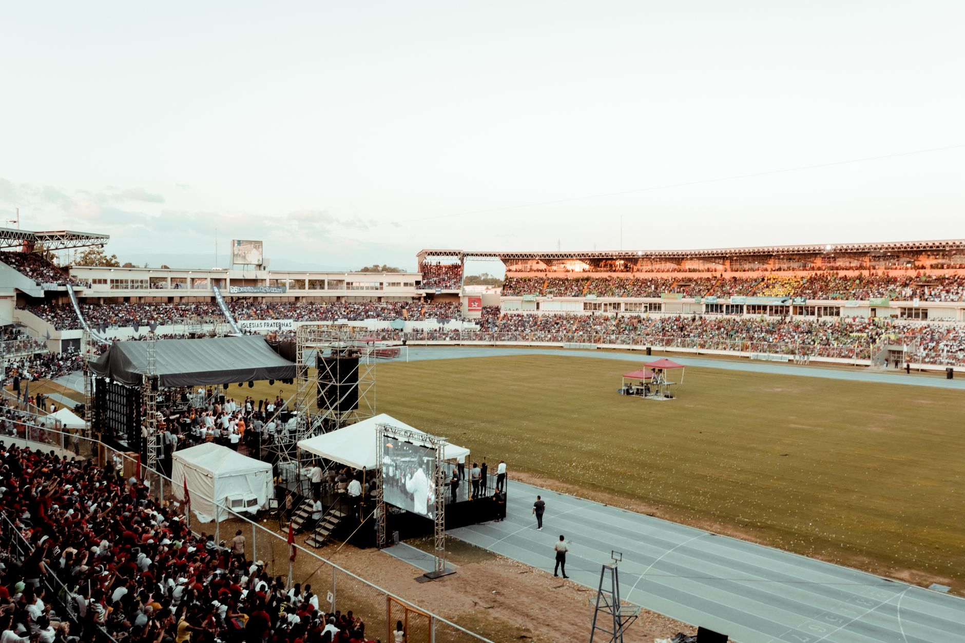 motogp fans grandstand cheering daytime